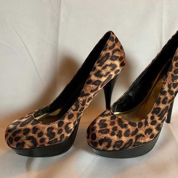 Gorgeous Rouge Helium Leopard Print Heels / Stilettos! - Picture 2 of 7